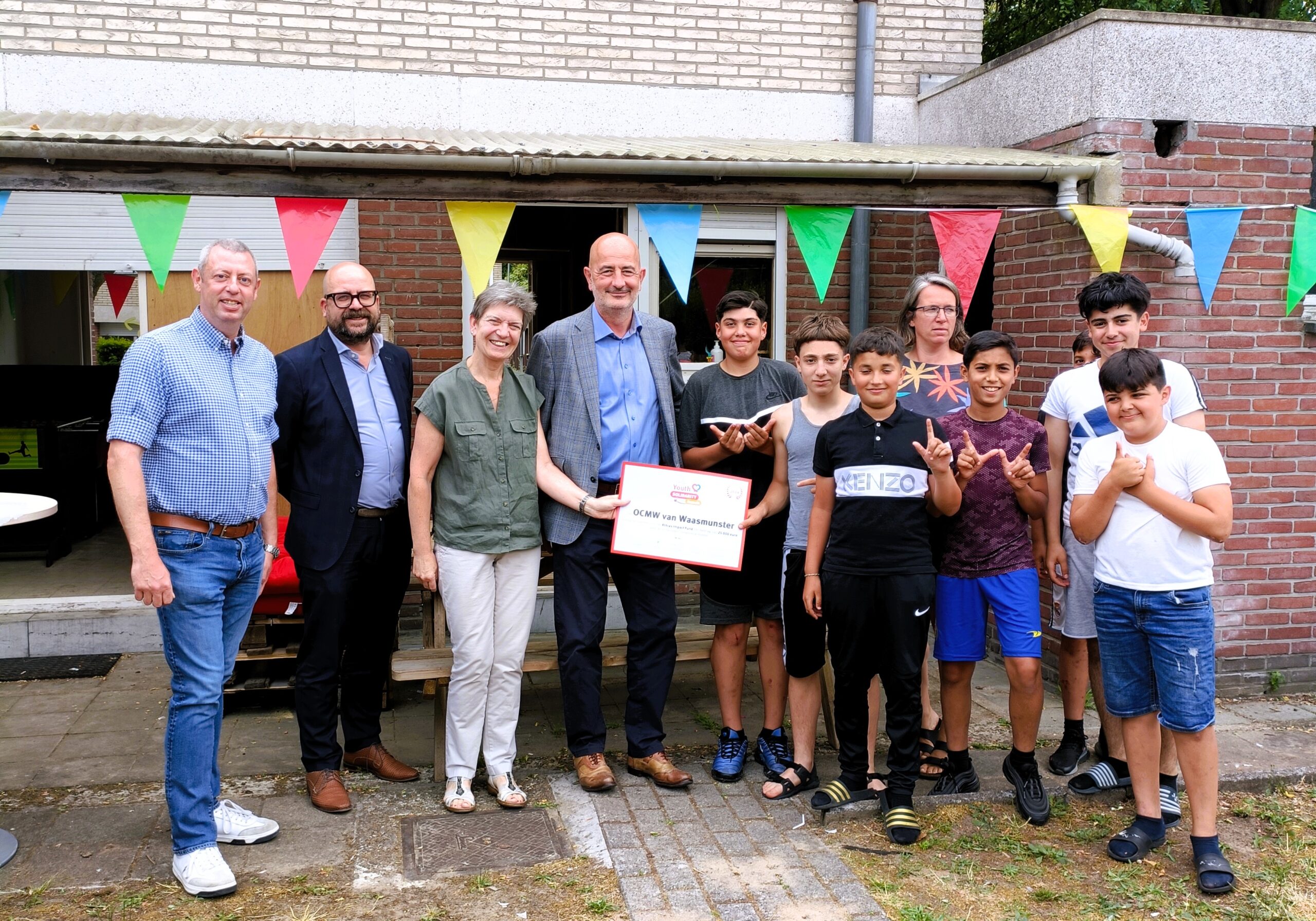 25.000 euro voor jongerenhuis in de Hollandse Molenwijk in Waasmunster